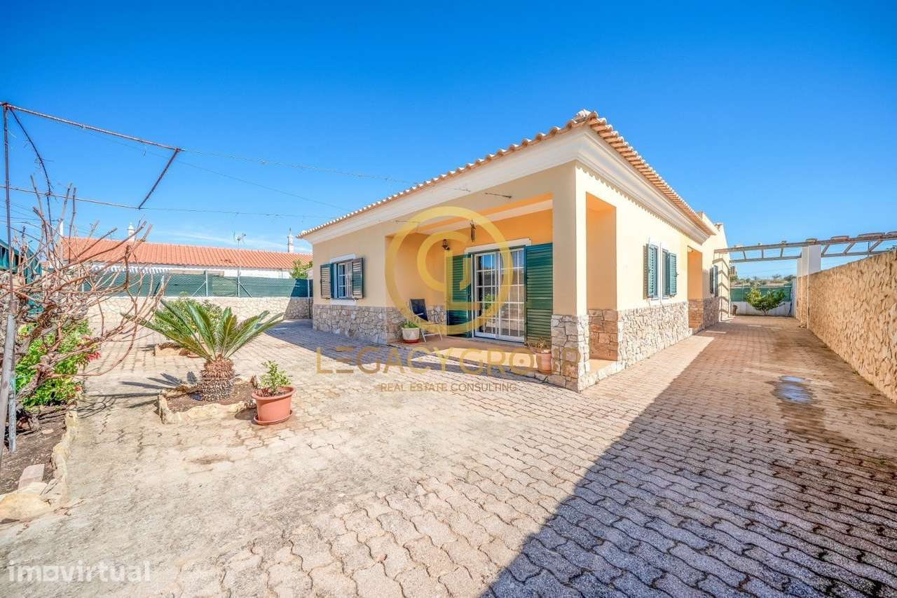 Moradia Térrea T3+1 com Terraço de 61 m² e Logradouro de 365 m2 | G... - Grande imagem: 2/30