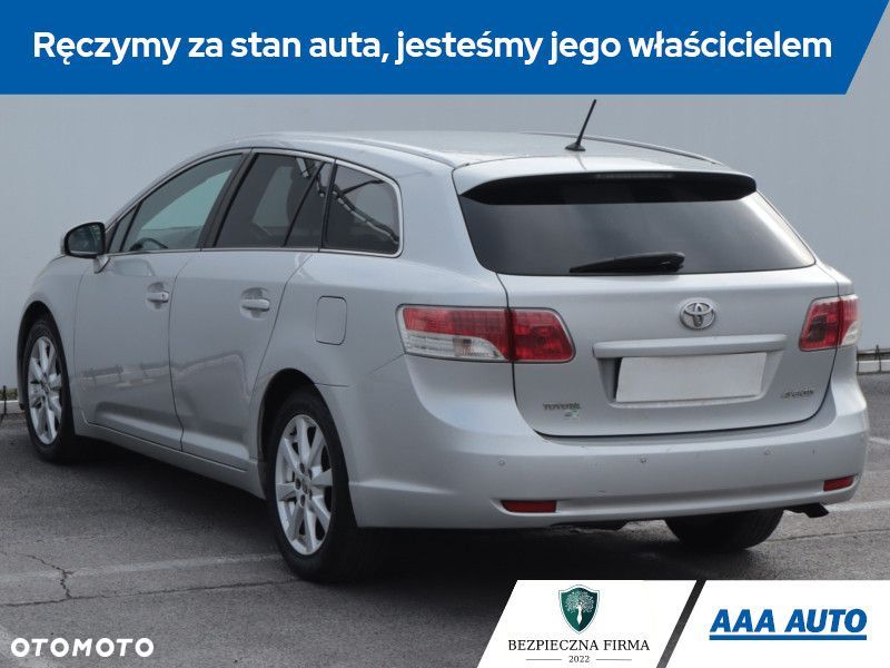 Toyota Avensis - 6