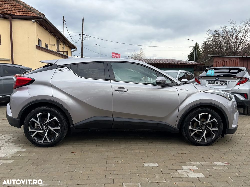 Toyota C-HR - 16