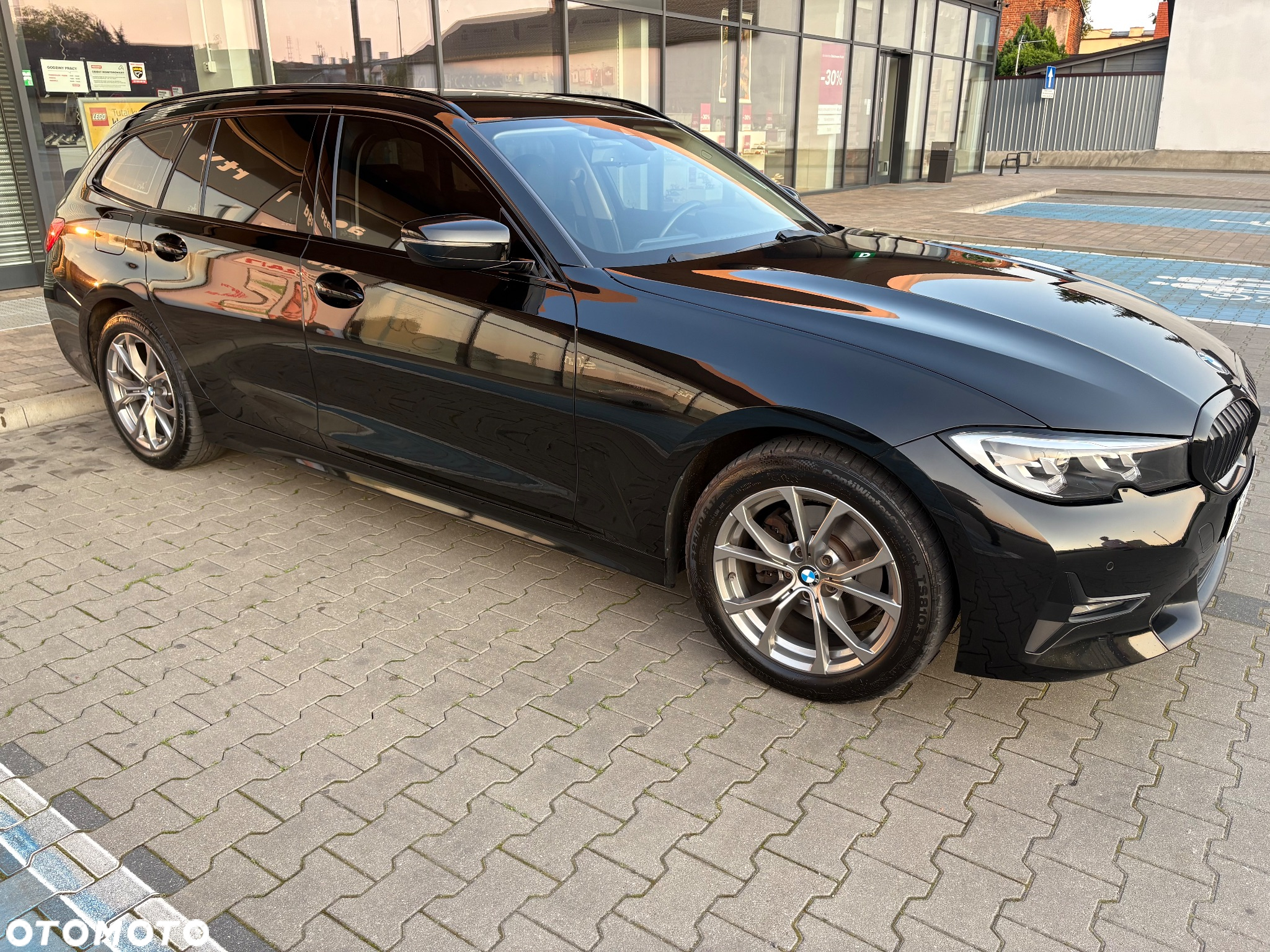 BMW Seria 3 320d Sport Line Shadow - 4