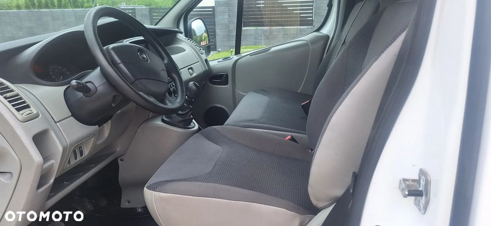Opel Vivaro - 4