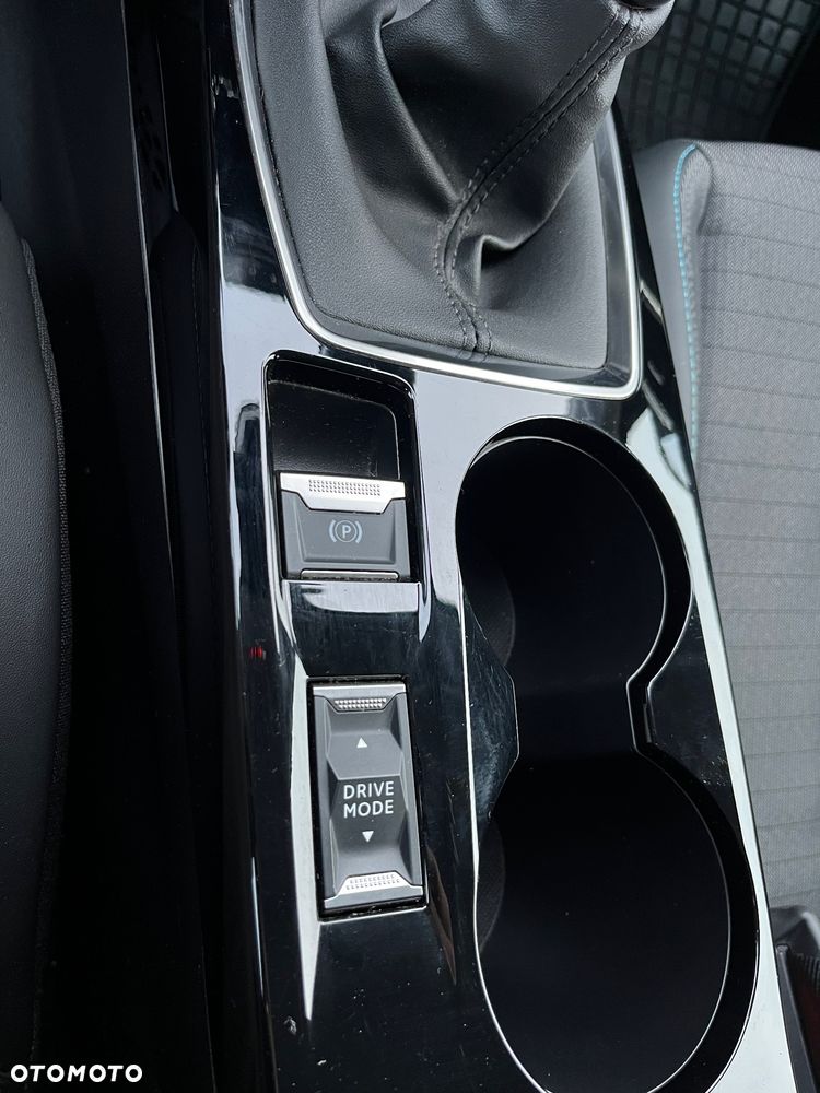 Peugeot 208 1.2 PureTech Allure Pack S&S - 18