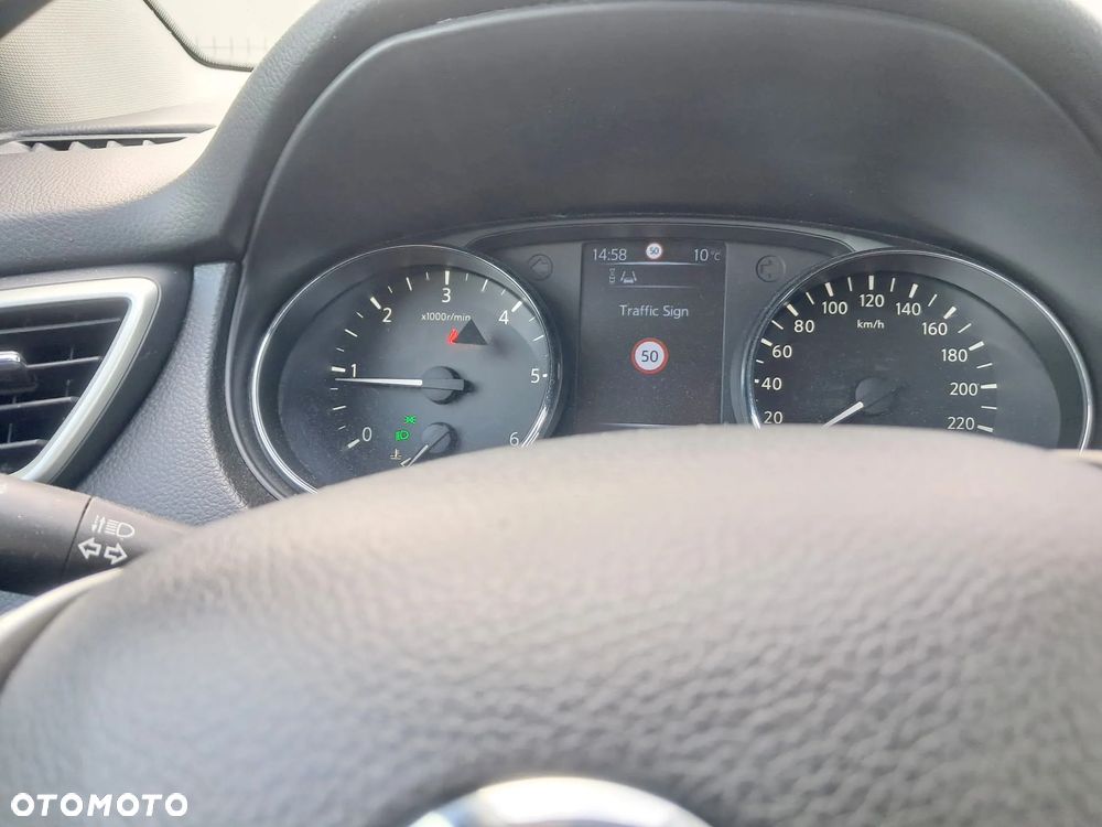 Nissan Qashqai 1.6 DCi TEKNA - 14