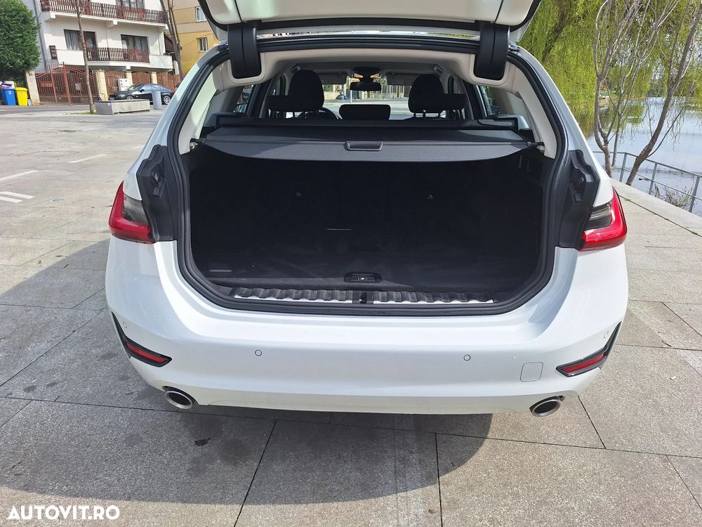 BMW Seria 3 - 26