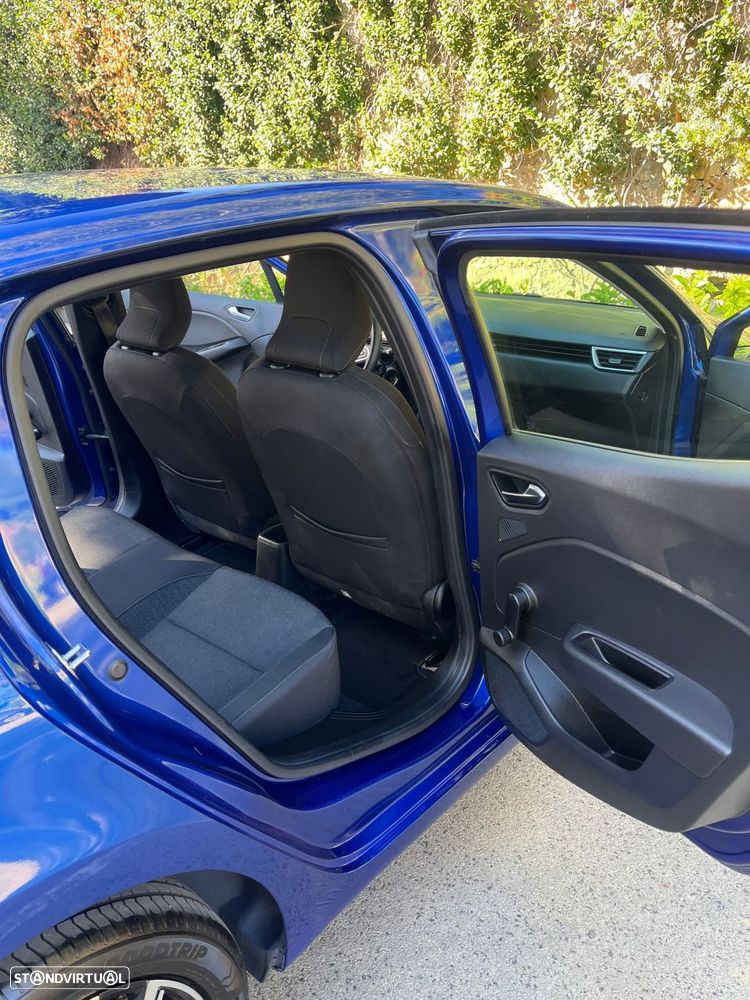Renault Clio BLUE dCi 85 BUSINESS EDITION - 11