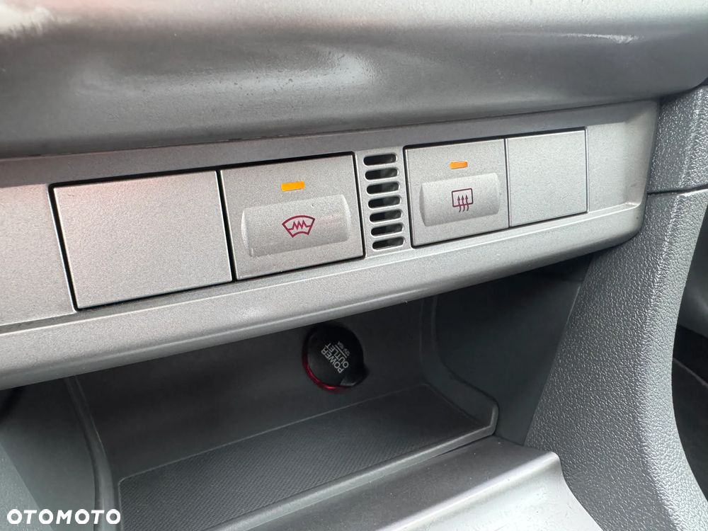 Ford Focus 1.6 16V Style - 22