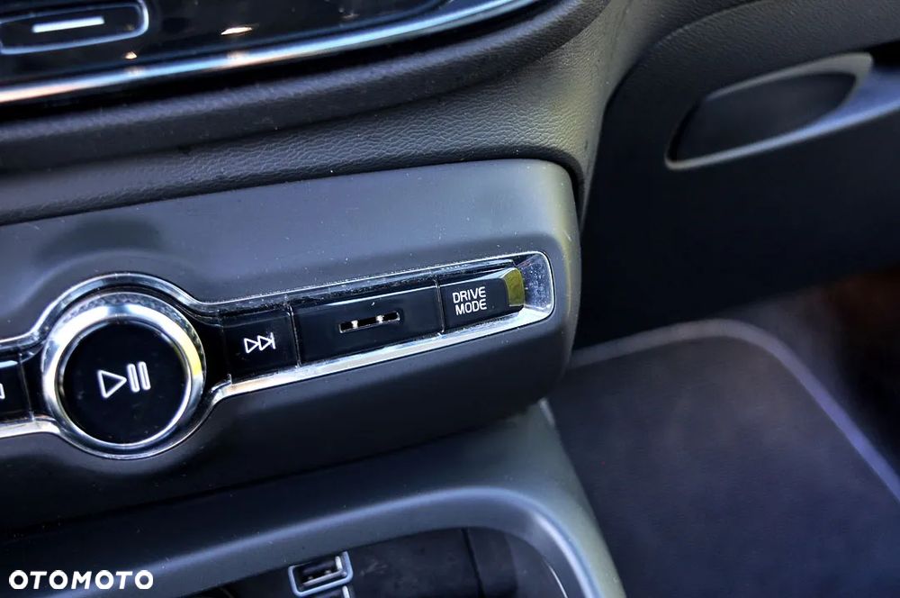 Volvo XC 40 T5 Recharge DKG Inscription Expression - 28