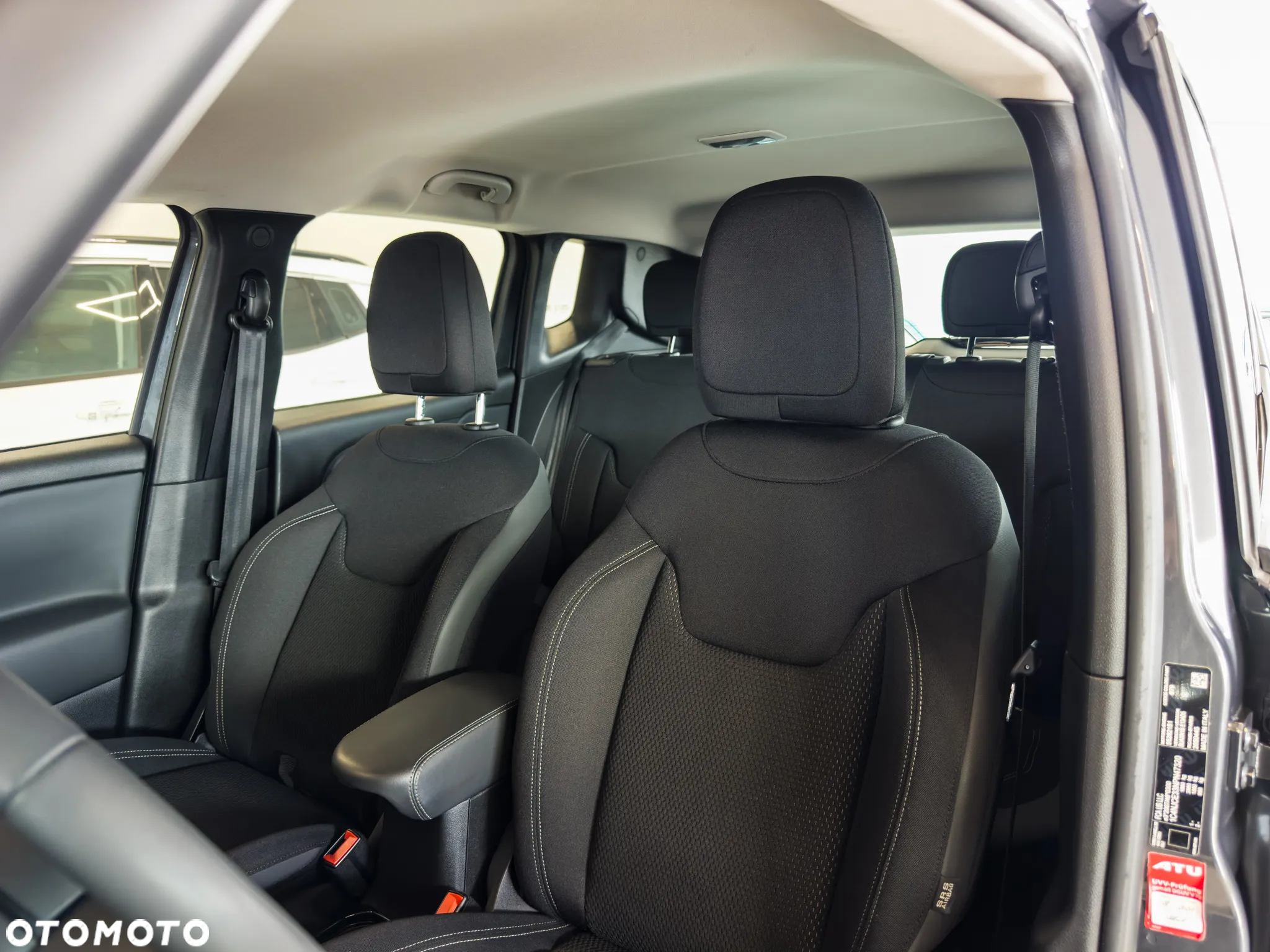 Jeep Renegade 1.0 GSE T3 Turbo Longitude FWD S&S - 23