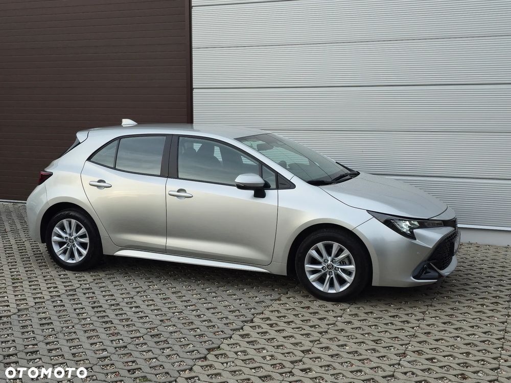 Toyota Corolla 1.8 Hybrid Executive - 19