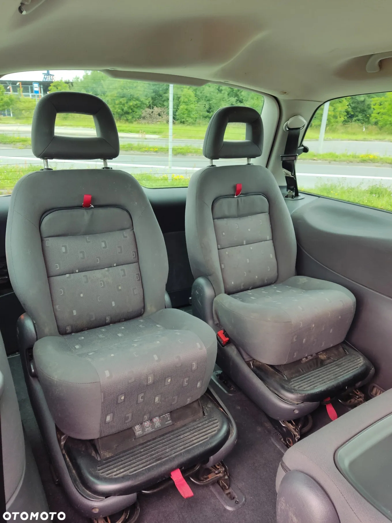 Volkswagen Sharan 1.9 TDI - 16