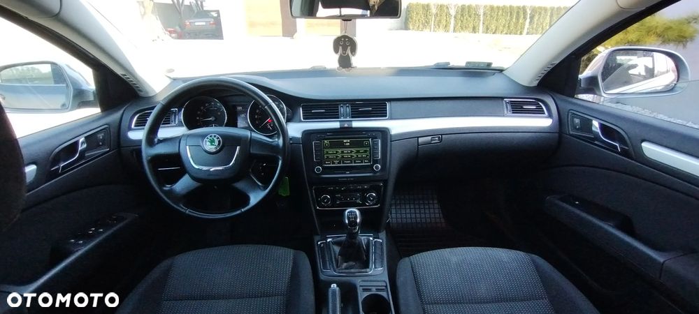 Skoda Superb 1.9 TDI Comfort - 8