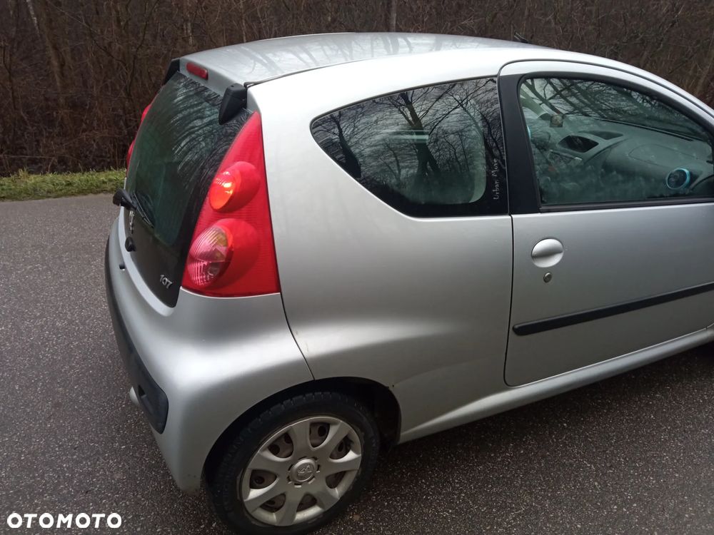 Peugeot 107 1.0 Urban Move - 12