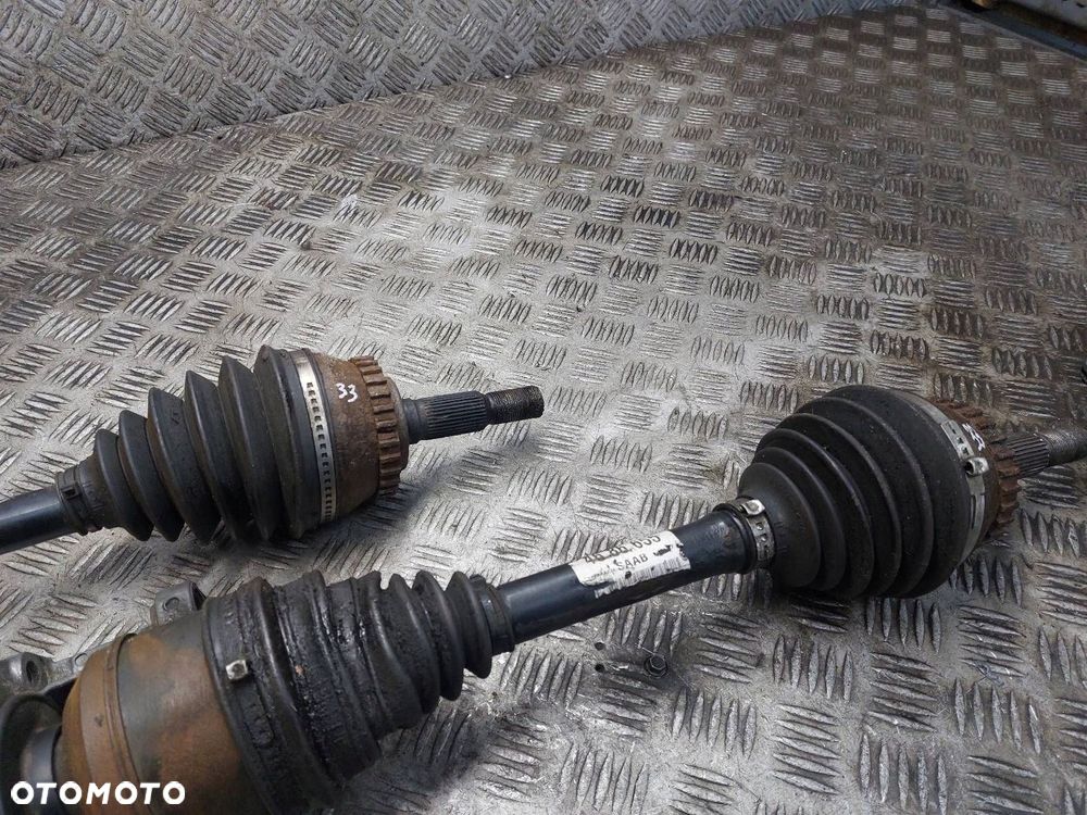 PÓŁOŚ LEWY PRZÓD + PRAWY PRZÓD AUTOMAT SAAB 9-5 I 2.0 T 4686655 - 4