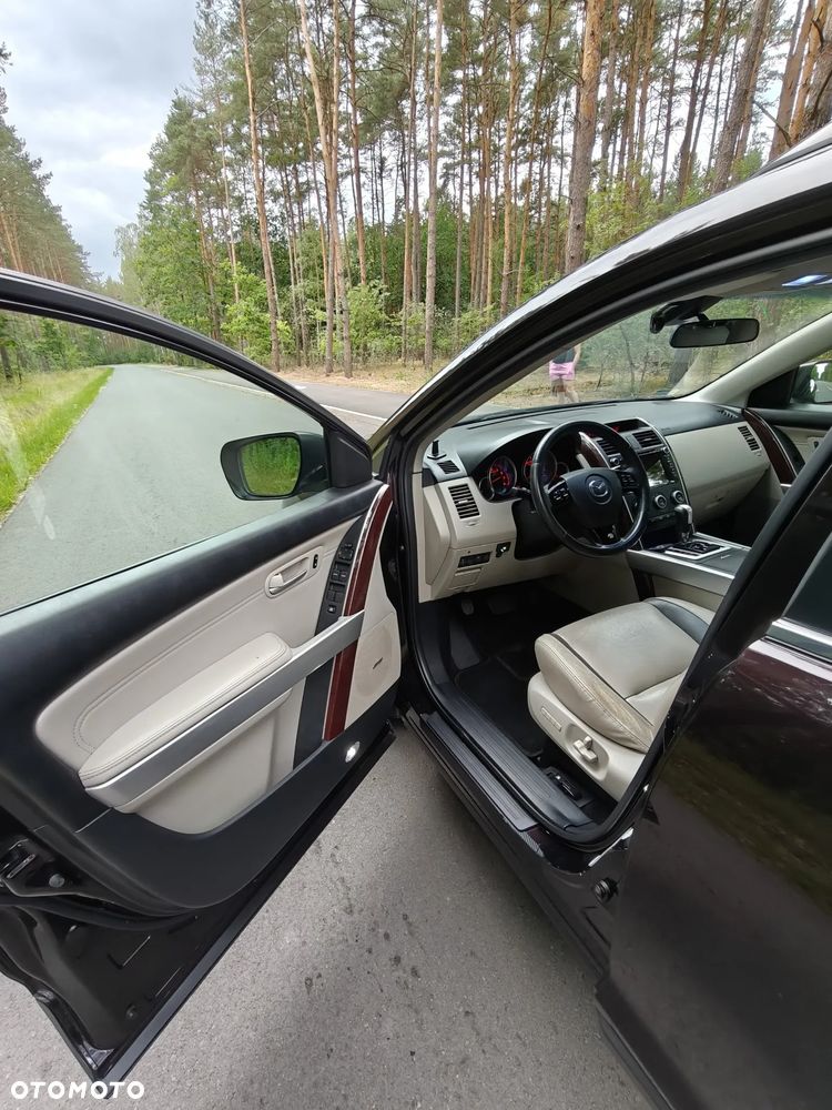 Mazda CX-9 - 16