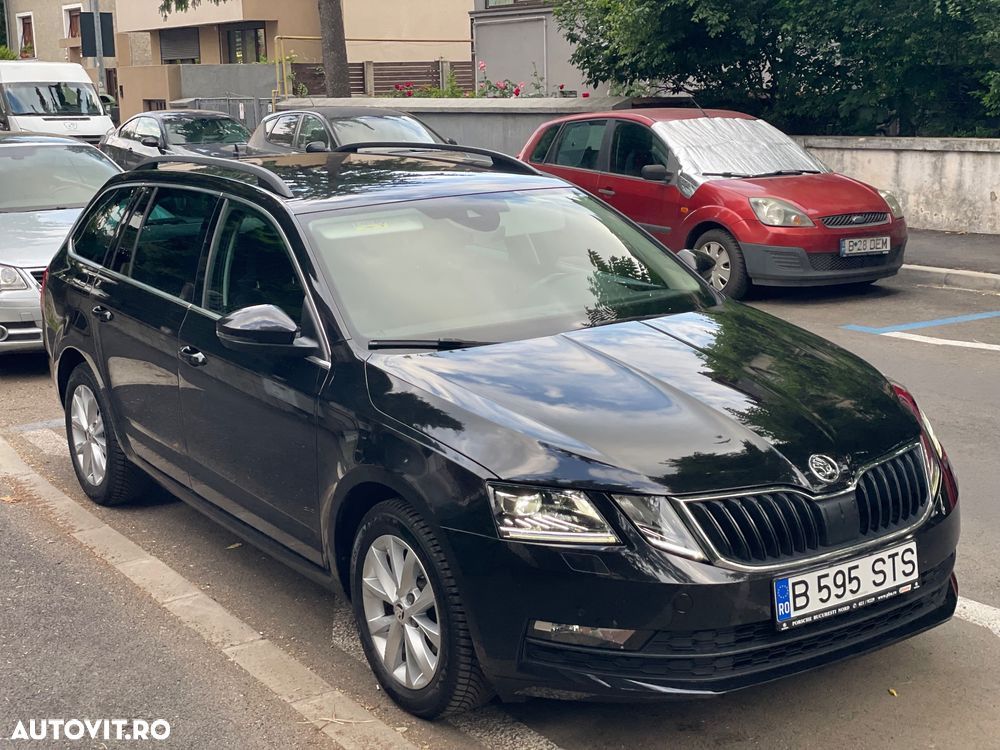 Skoda Octavia 1.6 TDI DSG Style - 3