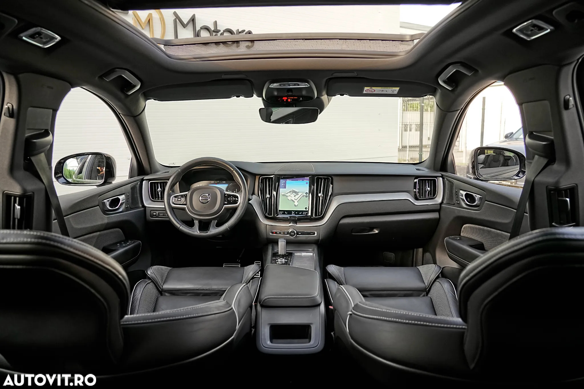 Volvo XC 60 T6 AWD Recharge Geartronic RDesign Expression - 3