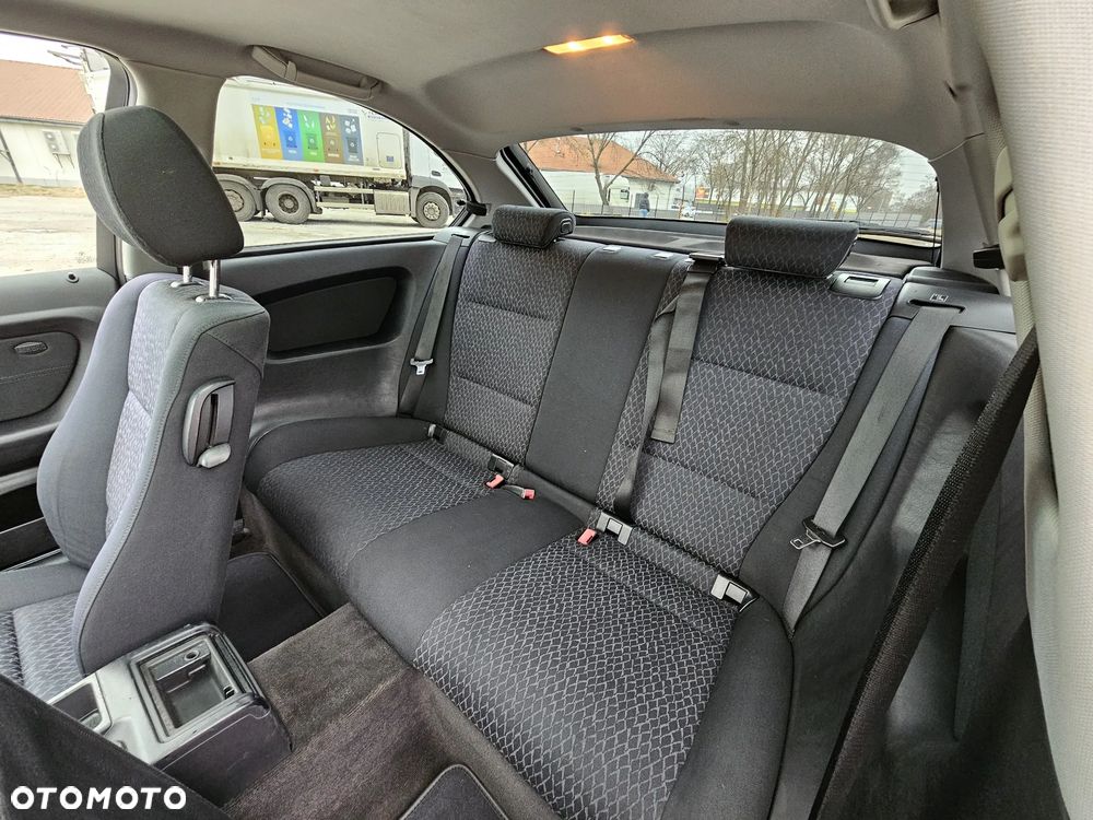 BMW Seria 3 - 17