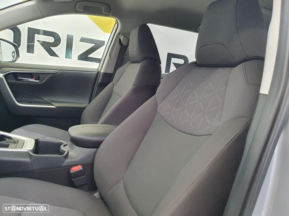 Toyota RAV4 2.5 HDF Exclusive - 16