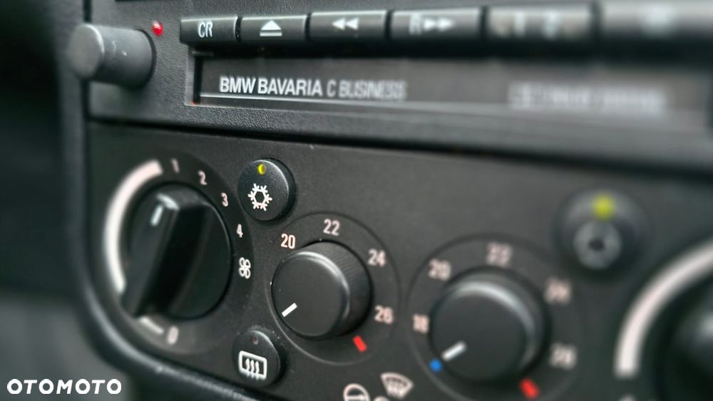 BMW Seria 3 - 25