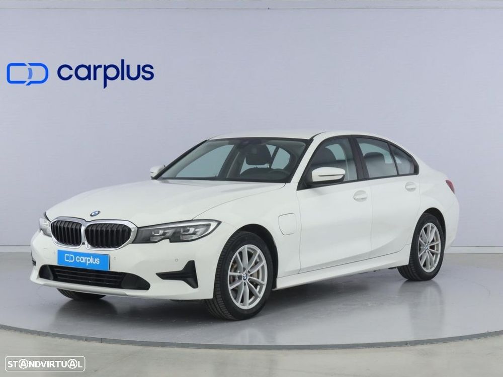 BMW 330 e Auto
