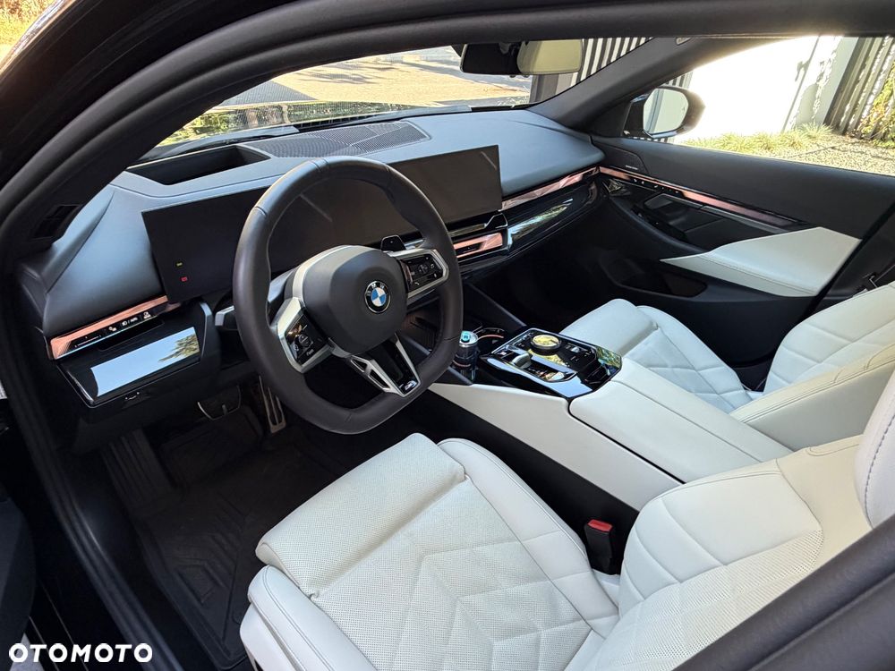 BMW Seria 5 530d xDrive mHEV sport - 20