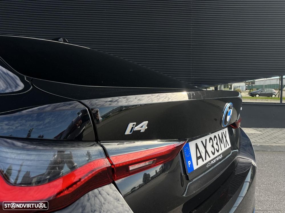 BMW i4 eDrive40 Pack Desportivo M - 18