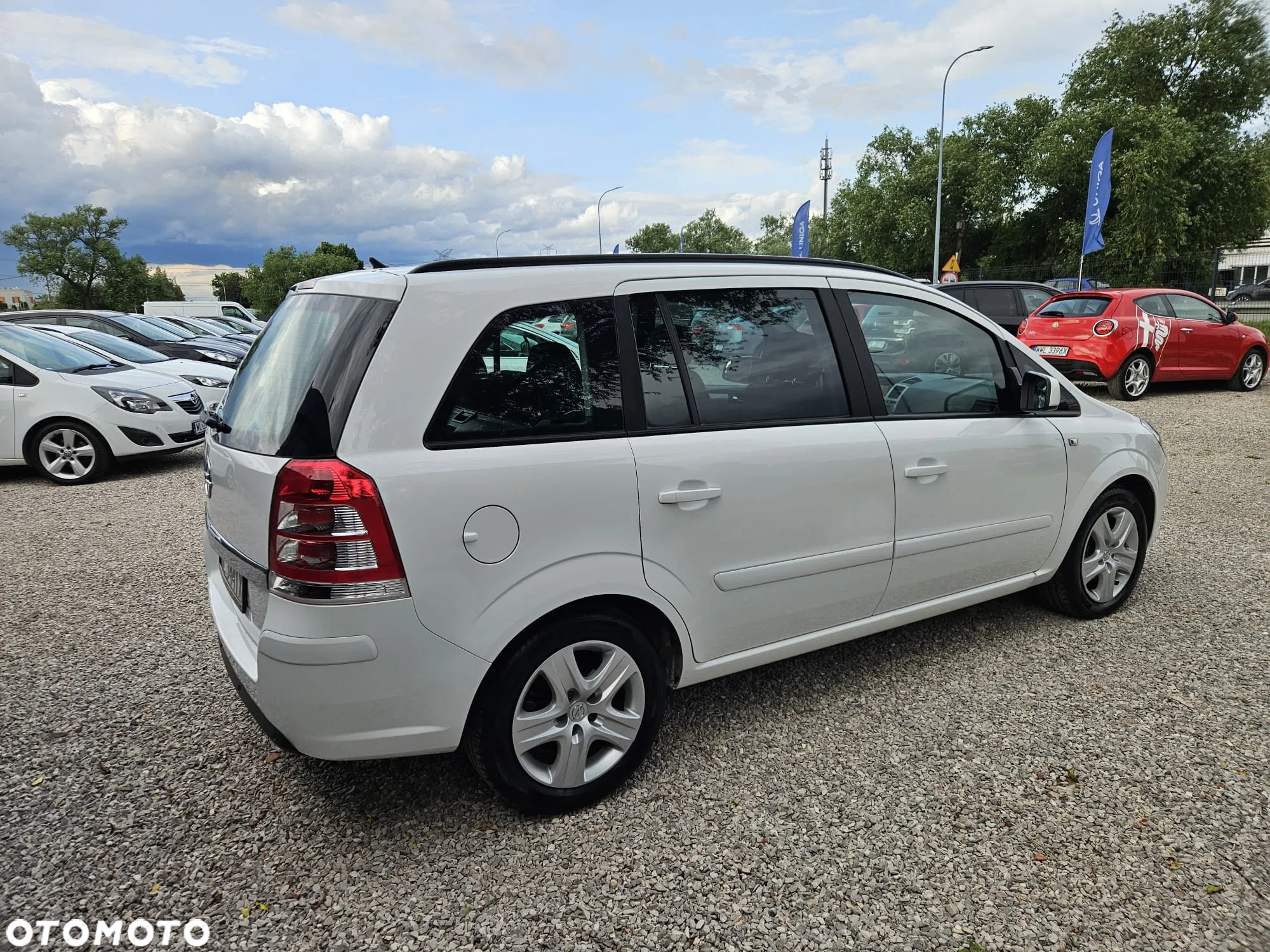 Opel Zafira 1.8 Family Plus - 16