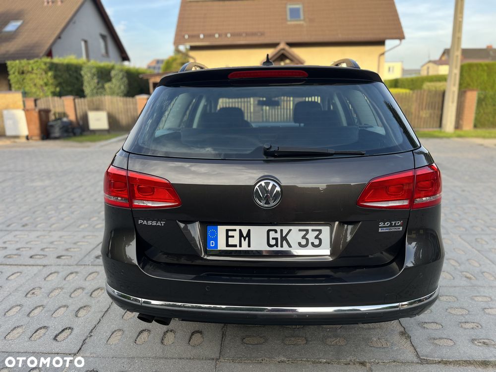 Volkswagen Passat 2.0 TDI DSG BlueMotion Technology Highline - 28