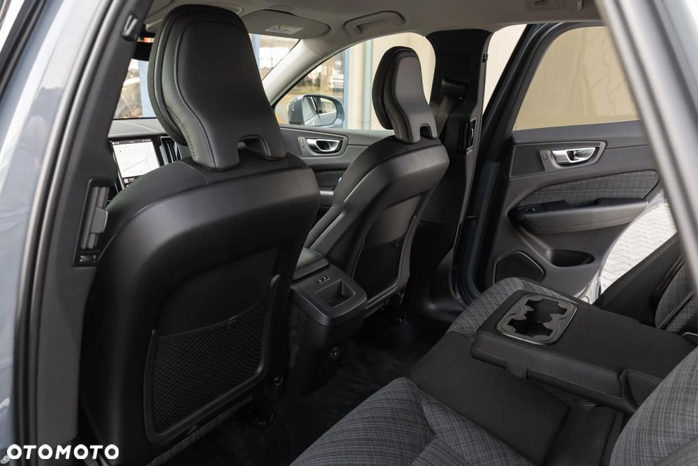 Volvo XC 60 B4 B Core - 29
