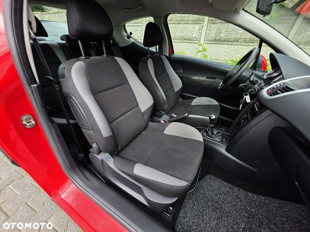 Peugeot 207 95 VTi Urban Move - 21