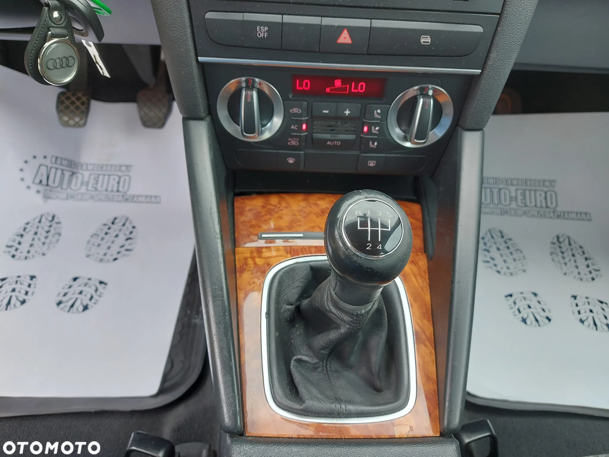 Audi A3 1.6 Attraction - 32