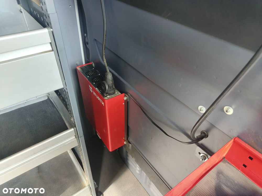 Mercedes-Benz Sprinter - 15