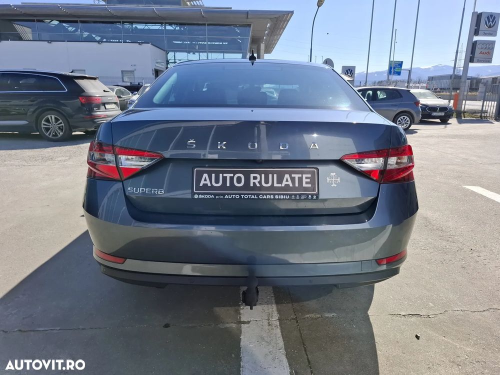 Skoda Superb 2.0 TDI DSG Style - 6