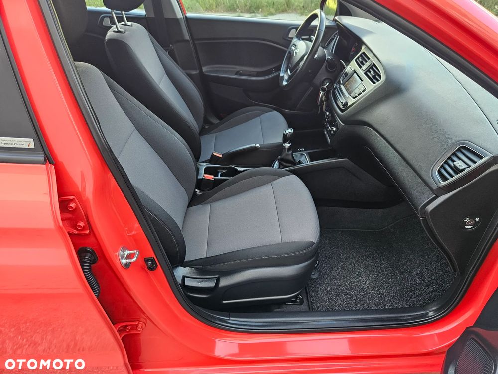 Hyundai i20 blue 1.2 Advantage - 14