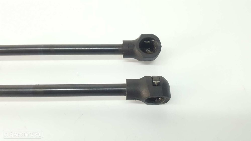 AMORTECEDORESDO CAPÔ RENAULT MEGANE IV BERLINA 5P INTENS - 7