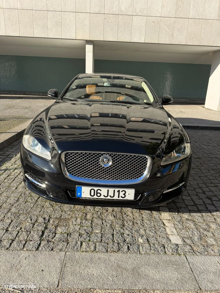Jaguar XJ 3.0 D V6 Premium Luxury - 16