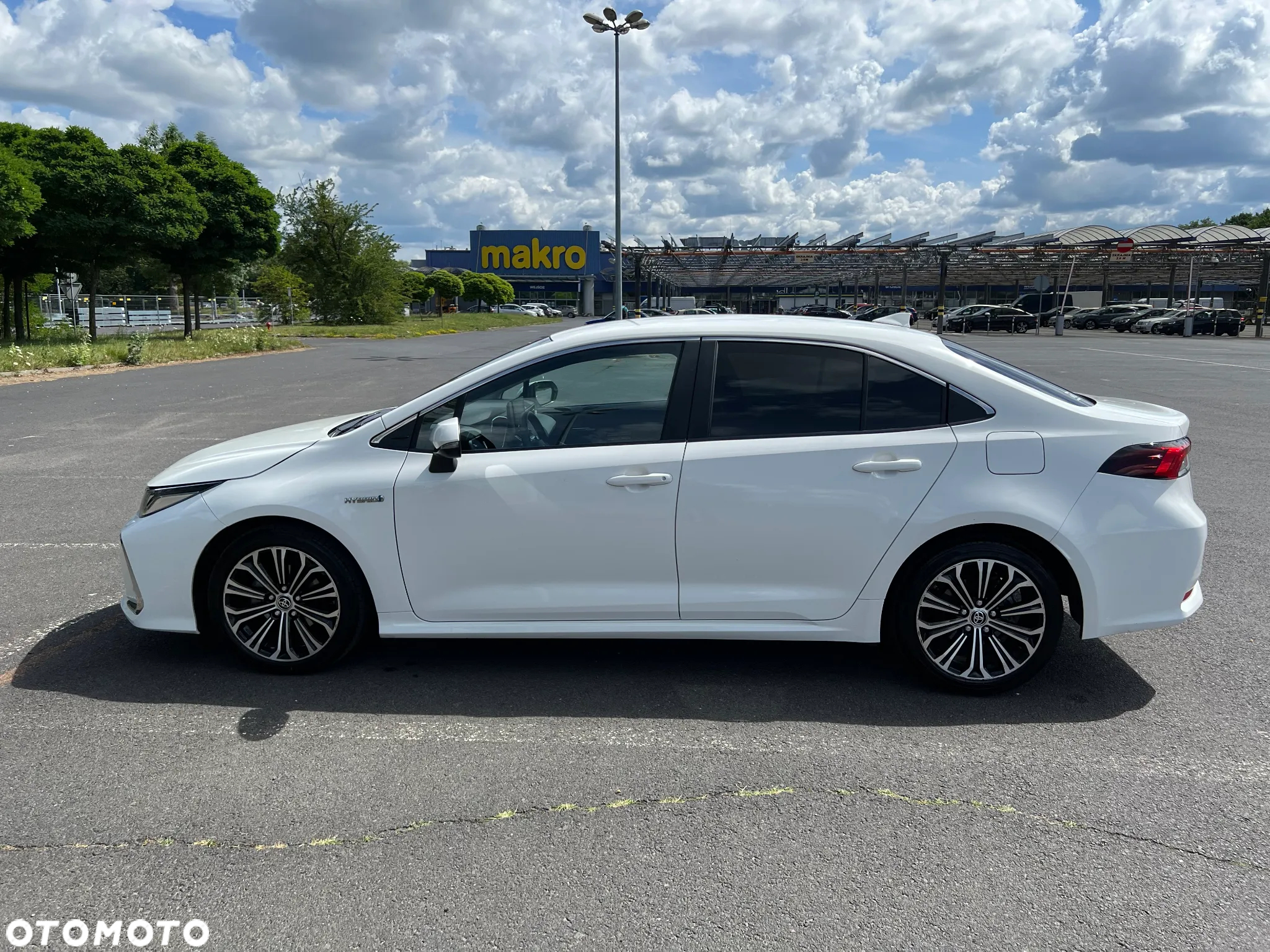 Toyota Corolla 1.8 Hybrid Comfort - 4