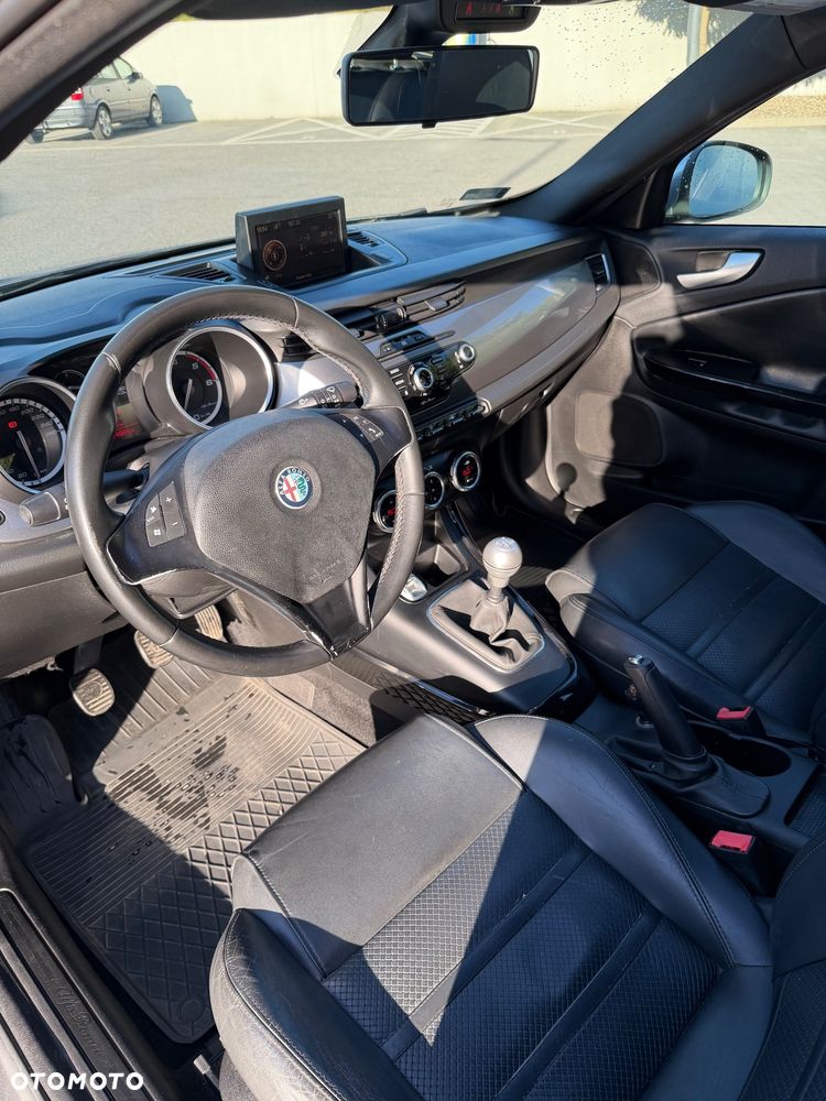 Alfa Romeo Giulietta - 9