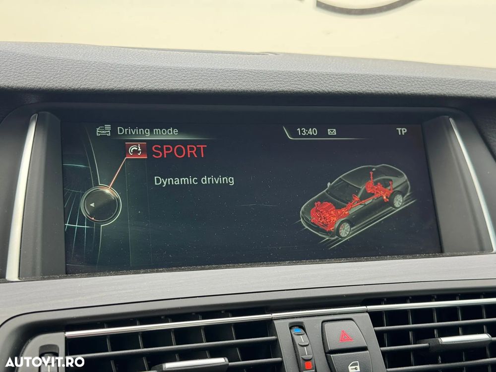 BMW Seria 5 530d xDrive AT - 30