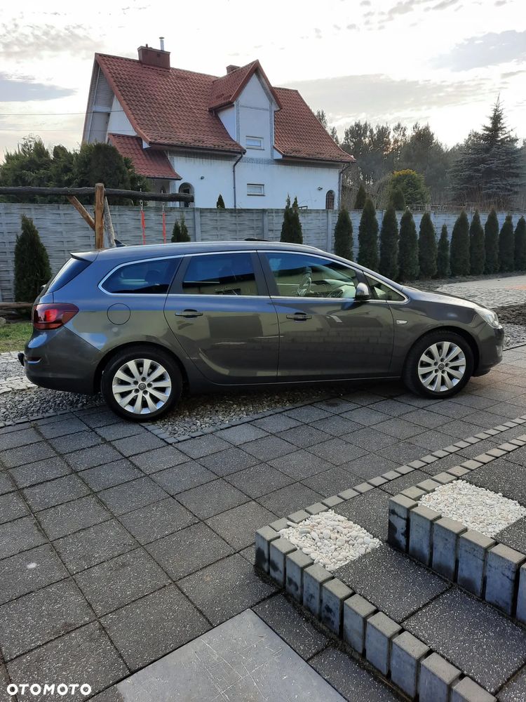 Opel Astra IV 2.0 CDTI Sport - 2