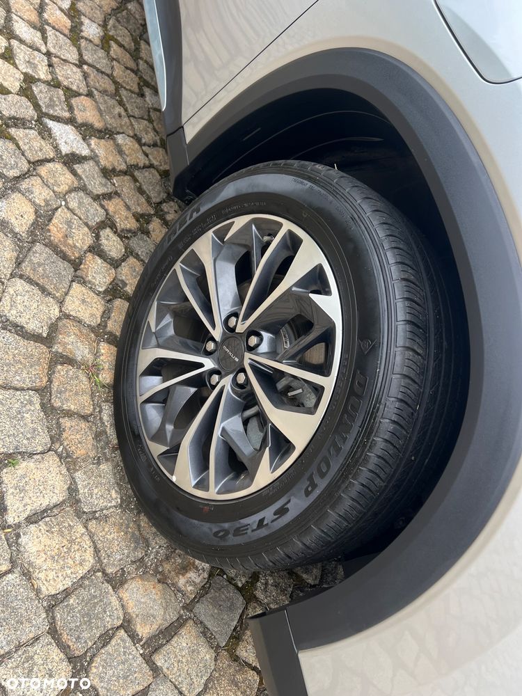 Maxus Euniq 6 - 25