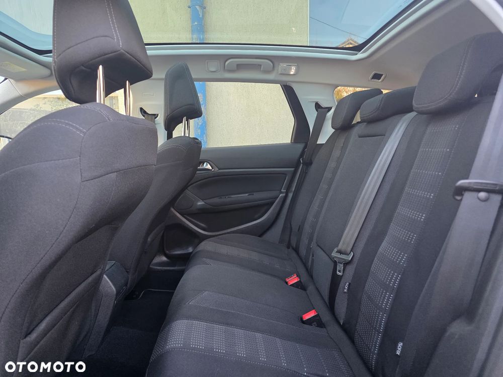 Peugeot 308 BlueHDi 150 EAT6 Stop & Start Niveau 2 Business-Line - 19