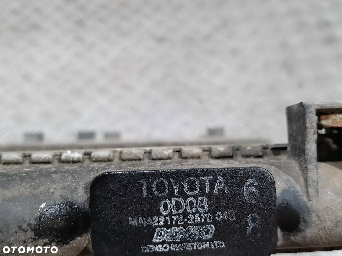 CHŁODNICA WODY TOYOTA AVENSIS I T22 MN422172-2570 SEDAN - 7