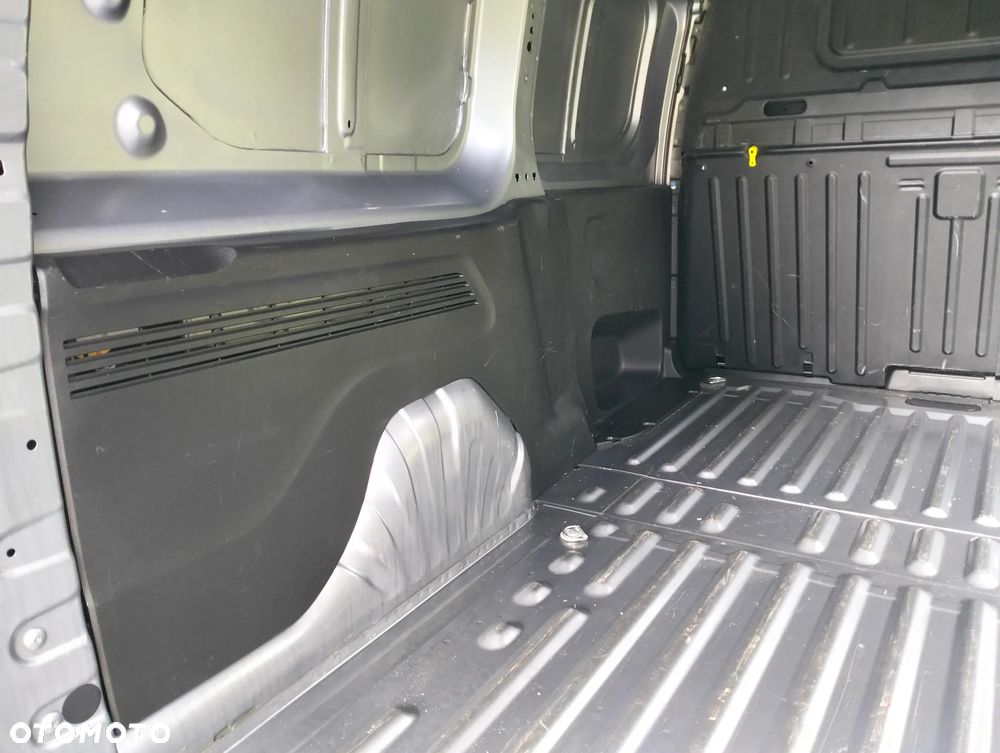 Opel Combo e Long XL Faktura VAT pełne odliczenie - 10