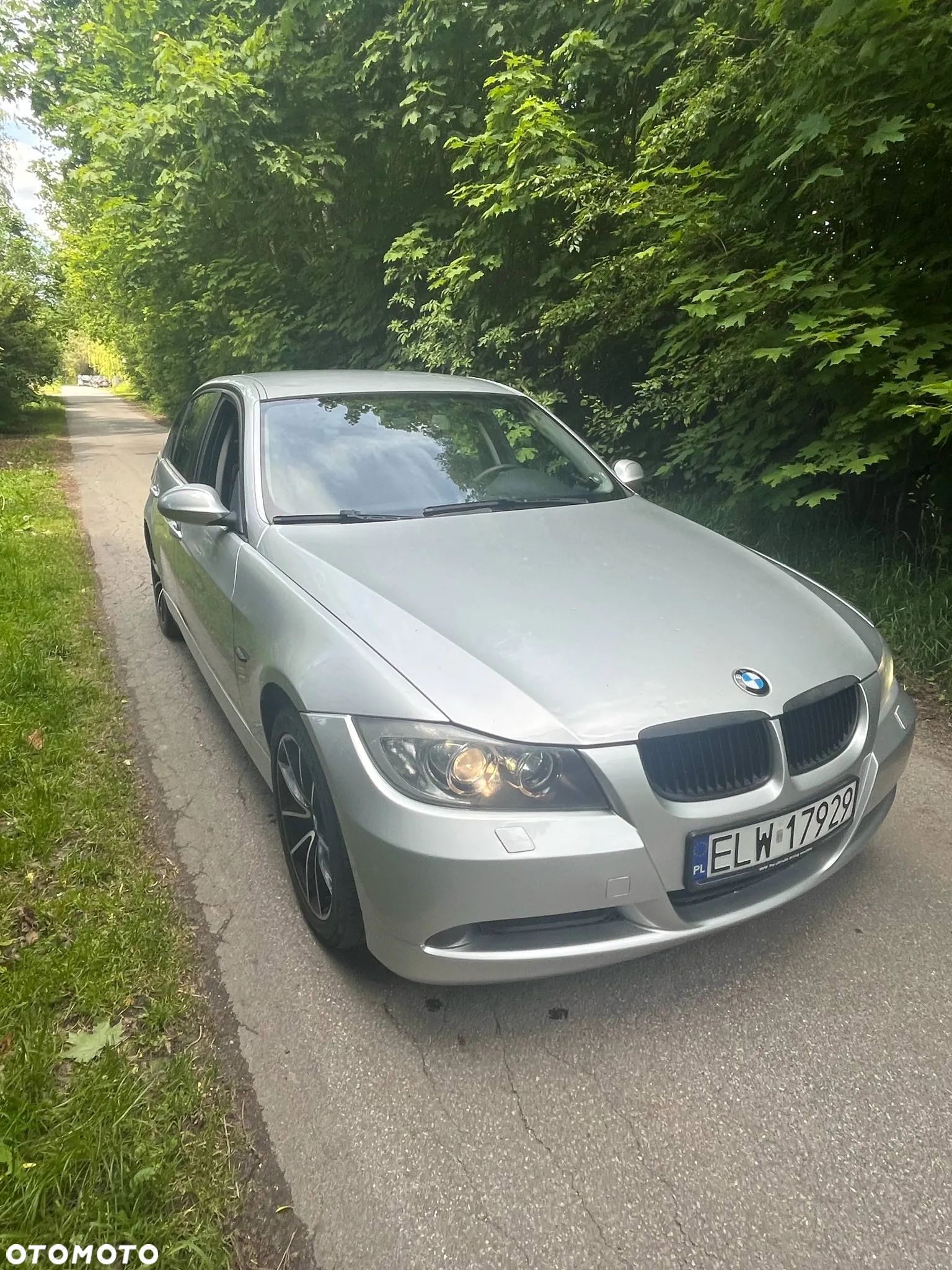 BMW Seria 3 318i - 1