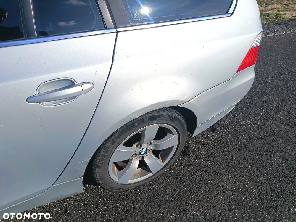 BMW Seria 5 525d - 13