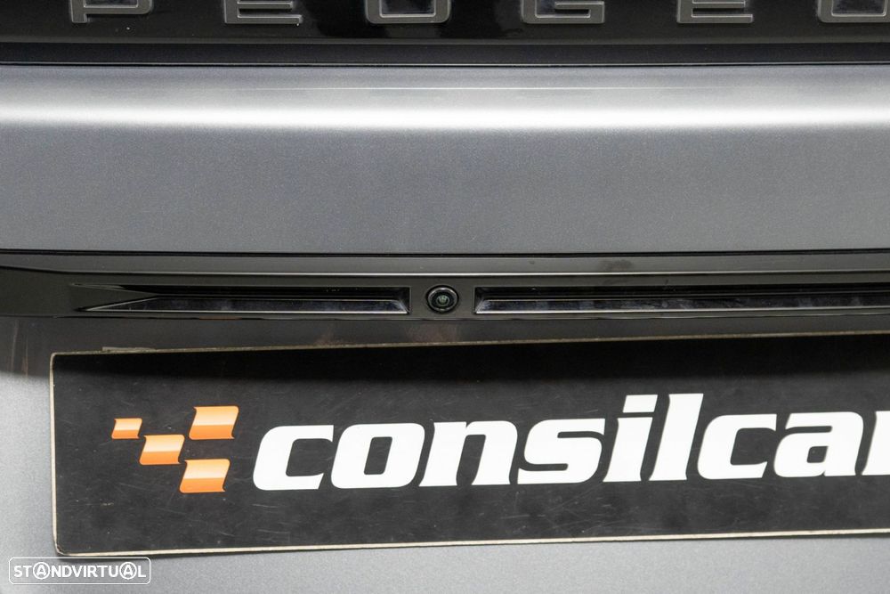 Peugeot 2008 1.2 PureTech GT EAT8 - 13