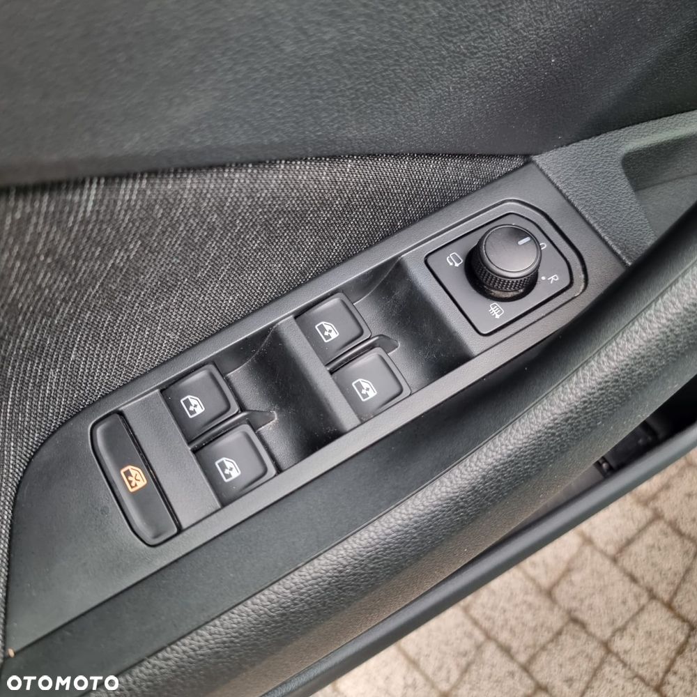 Skoda Kamiq 1.0 TSI Scout Line - 19