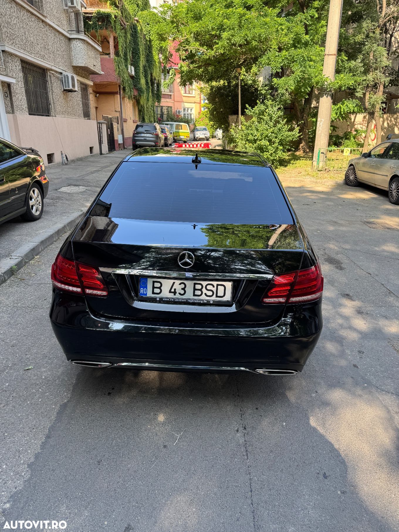 Mercedes-Benz E 200 BlueTEC Avantgarde - 3