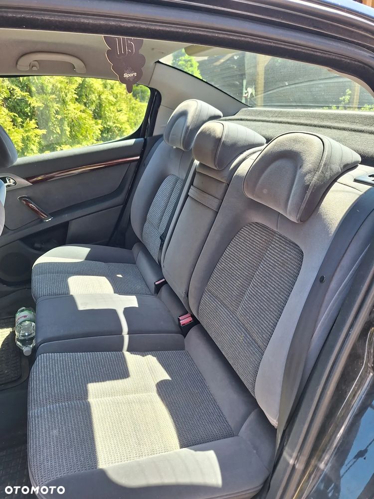 Peugeot 407 2.0 HDi Premium - 6